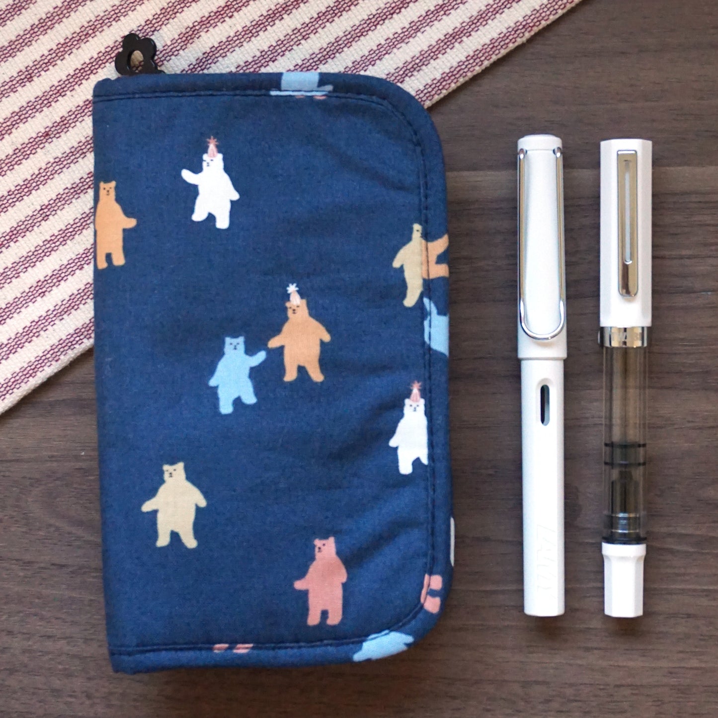 Bear - 6 Slot Zipper