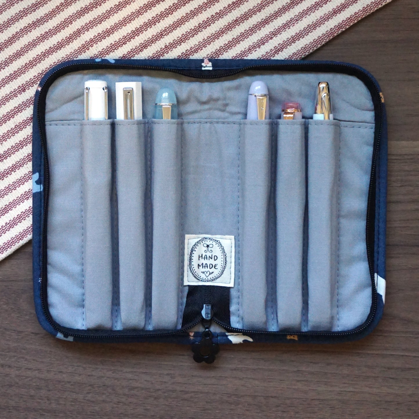 Bear - 6 Slot Zipper