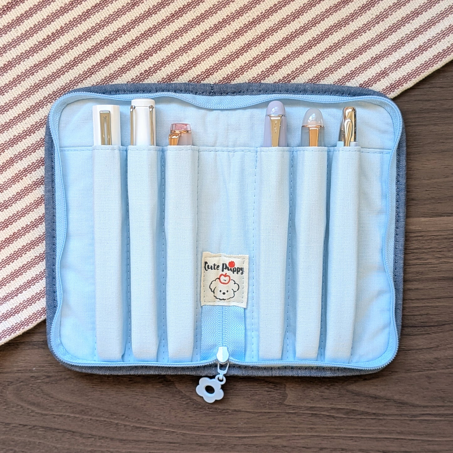 Blue Cinnamaroll - 6 Slot Zipper