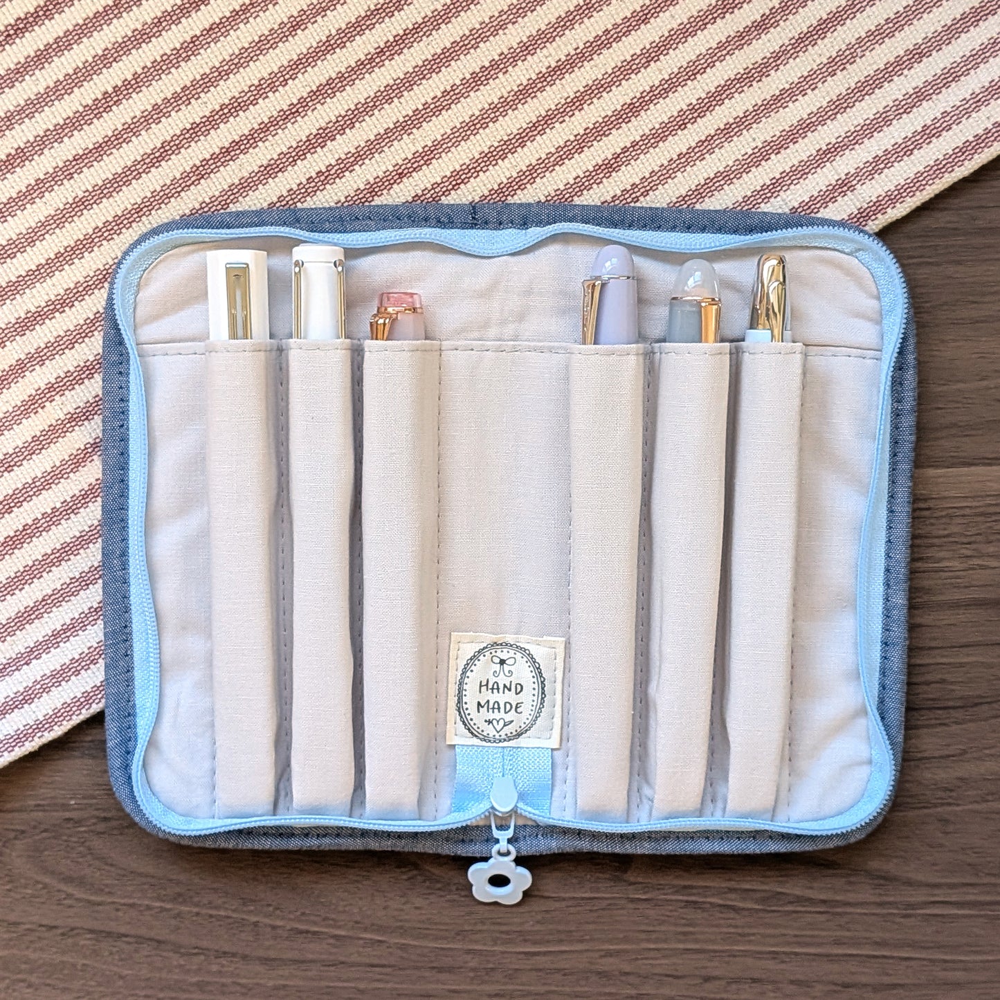Blue Sanrio - 6 Slot Zipper