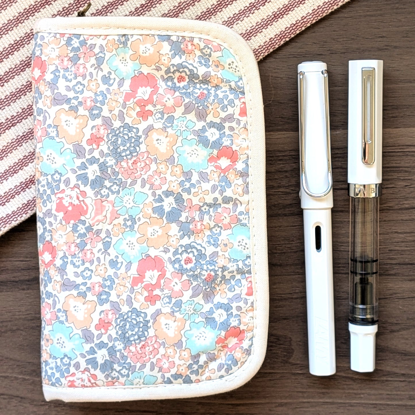 Liberty - 6 Slot Zipper