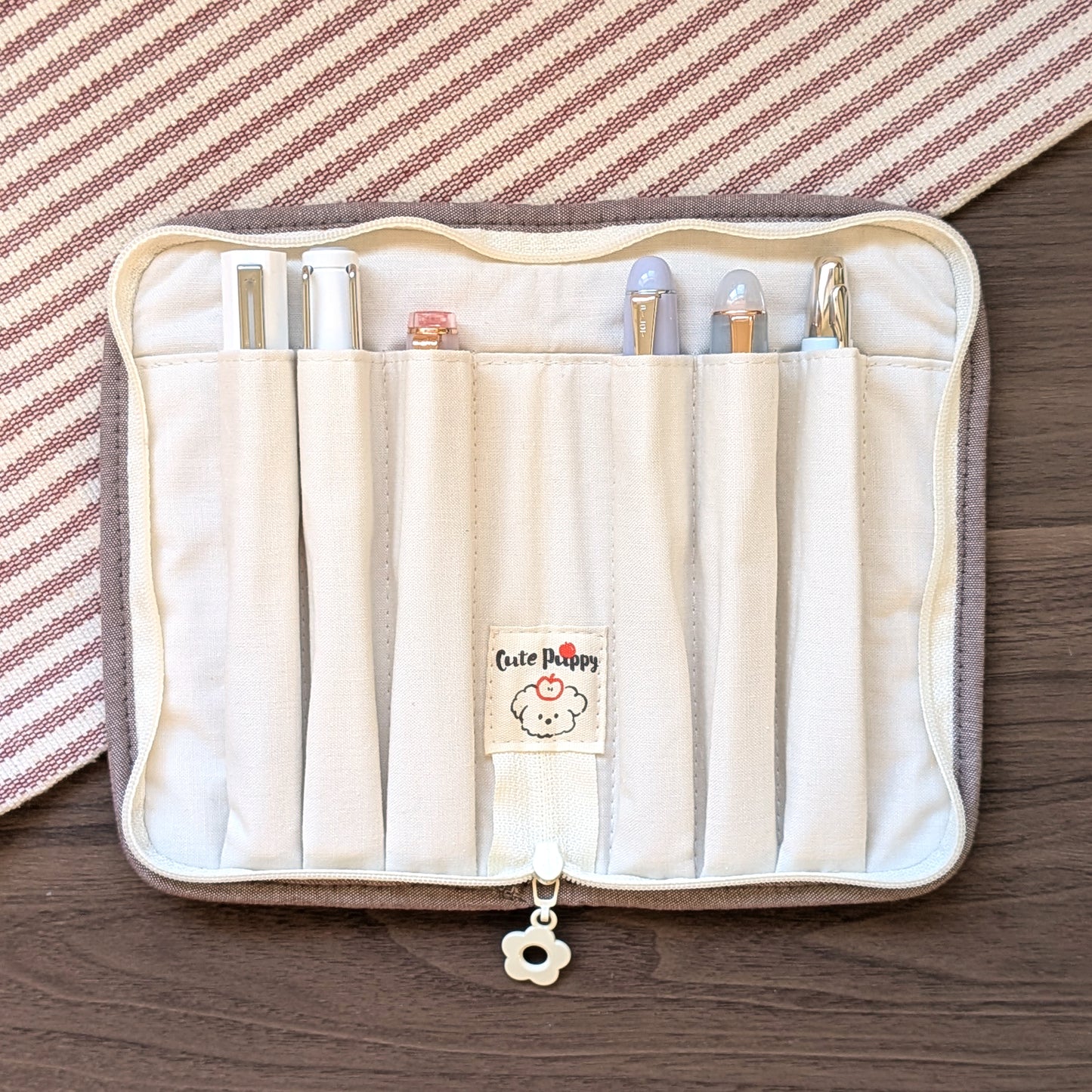 My Melody - 6 Slot Zipper